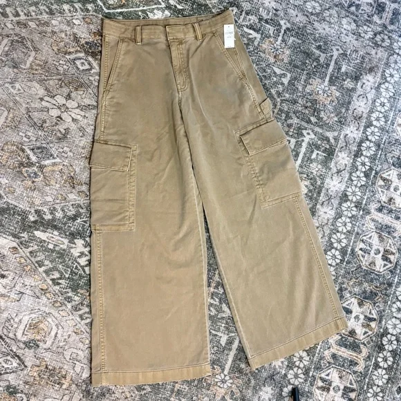 NWT Gap Women's  Baggy Cargo Khaki Pants Tan Cargo Pants Size 2 Petite - Picture 8 of 16